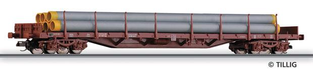 Flat car with pipe load<br /><a href='images/pictures/Tillig/15582.jpg' target='_blank'>Full size image</a>